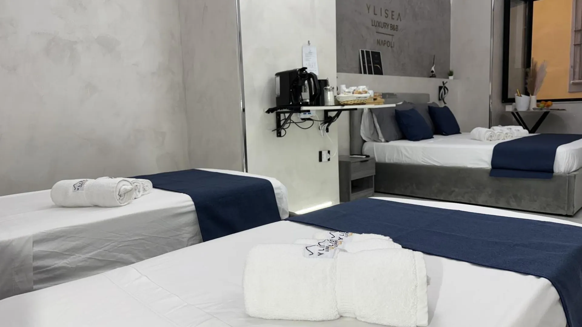 Bed & Breakfast Ylisea Luxury B&B Naples Italy