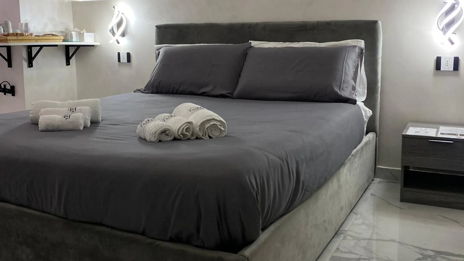 Ylisea Luxury B&B Naples Bed & Breakfast