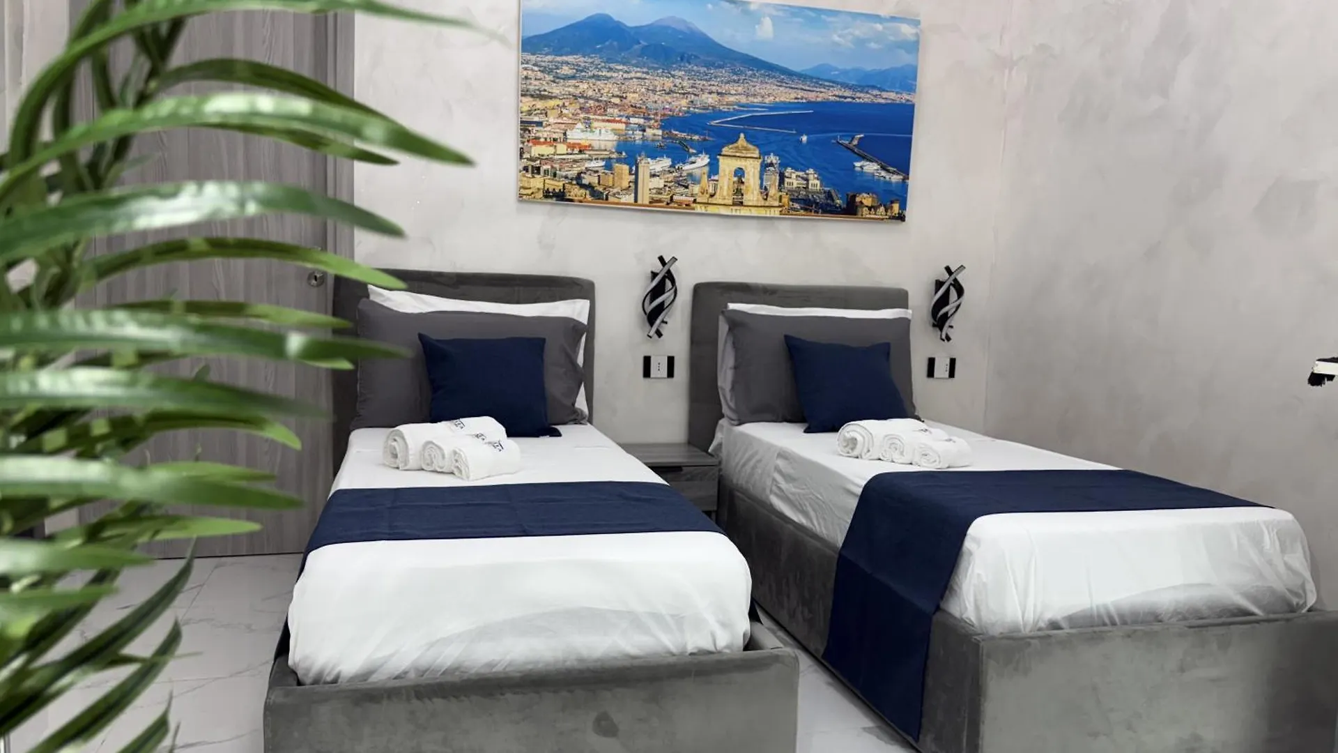 Ylisea Luxury B&B Naples 0*,  Italy